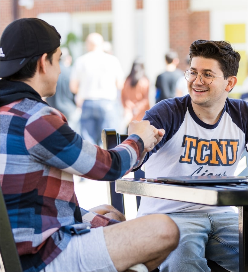 Enjoy leasure time on campus.